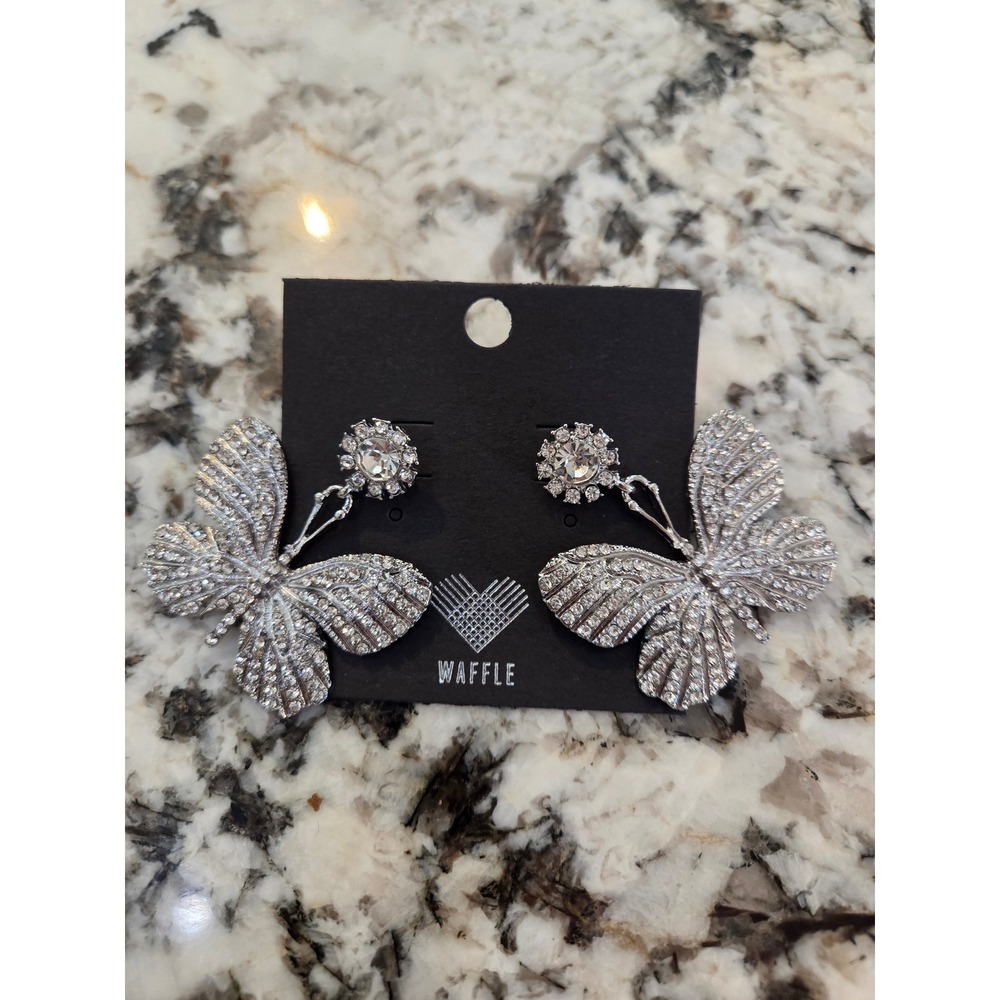 Waffle Silver Tone Rhinestone Butterfly Drop Earrings Clear Crystal E3958-25 NEW